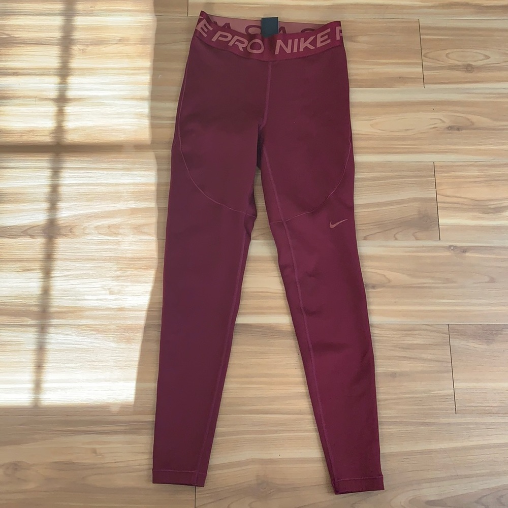 Nike Pro Maroon Leggings